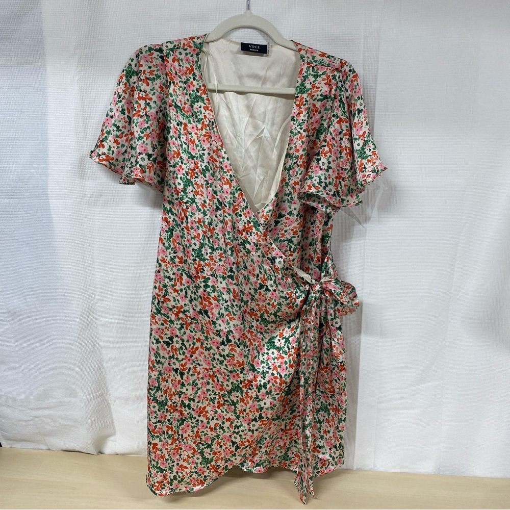 VICI Floral Wrap Dress Pink Green Short Sleeve Size Medium